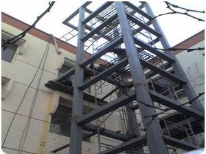 方形钢结构电梯.jpg